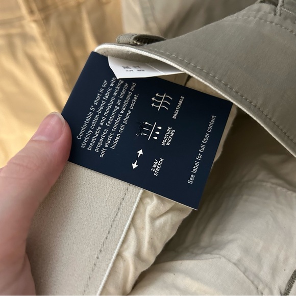 NWT Abercrombie & Fitch Men’s All Day Plainfront Green Shorts - Picture 6 of 7